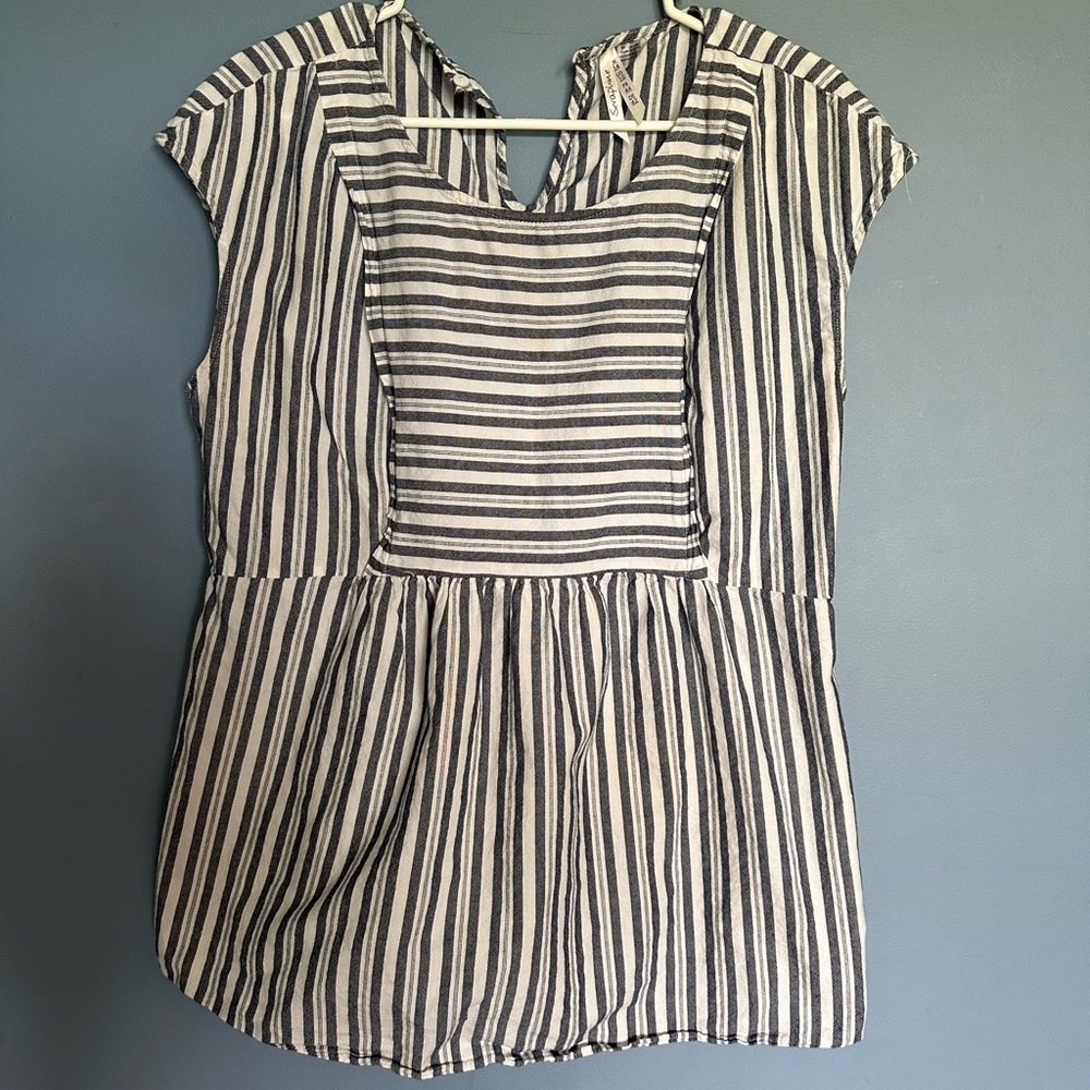 Seraphine Nursing/Maternity Top; Sz 10